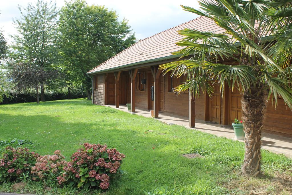 Auberge De Villequier Exteriör bild