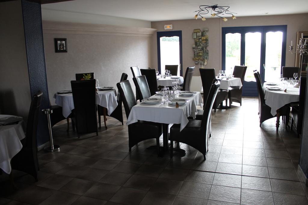 Auberge De Villequier Exteriör bild