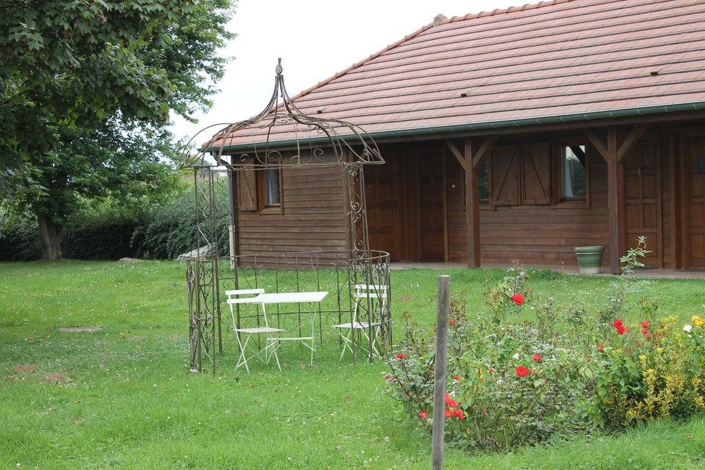 Auberge De Villequier Exteriör bild